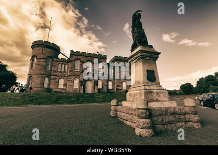 Sculpture à Flora Macdonald. Le château d'Inverness (Chambre des Sheriff Court). Construit en 1836 par l'architecte William Burn. Inverness. Highlands. L'Ecosse Banque D'Images