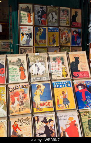 Minature vintage art affiches pour la vente. Montmartre, Paris, France Banque D'Images