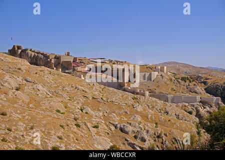 Harput Château. Situé sur les rochers qui dominent la plaine Elazig et l'histoire de la citadelle remonte à l'Urartu période. Banque D'Images
