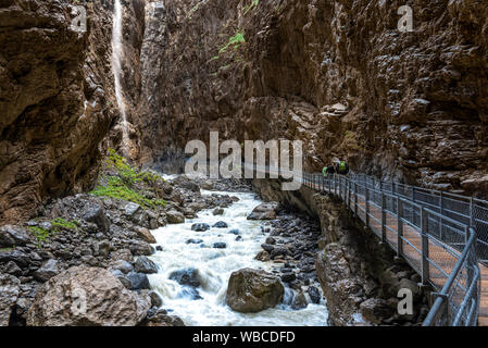 Gorges du glacier avec la rivière Weisse Lutschine, Grindelwald, Oberland Bernois, Suisse, Europe Banque D'Images