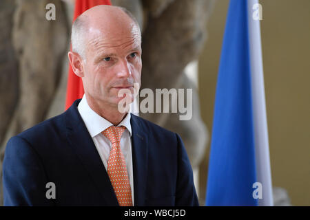 Prague, République tchèque. Août 26, 2019. Prague, République tchèque. Août 26, 2019. Le ministre des Affaires étrangères néerlandais Stef Blok est vu lors de sa visite du ministre des Affaires étrangères tchèque Tomas Petricek, pas vu, le 26 août 2019, à Prague, en République tchèque. Photo : CTK/Alamy Live News Banque D'Images