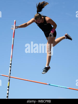 Birmingham, UK. Août 25, 2019. Elizabeth EDDEN de BIRCHFIELD HARRIES en action pendant la Perche femmes à l'Athlétisme britannique Muller Alexander Stadium, Birmingham, Angleterre Banque D'Images