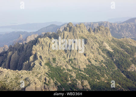 Bavella, vue depuis le Monte Incudine, France, Corse, GR20 Banque D'Images