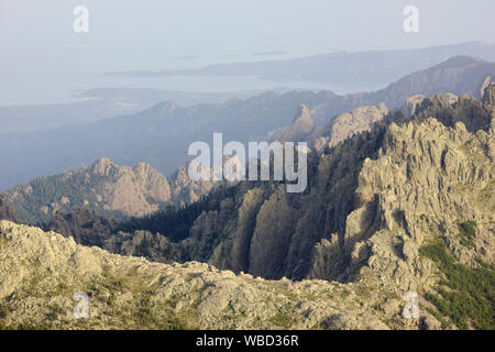 Bavella, vue depuis le Monte Incudine, France, Corse, GR20 Banque D'Images