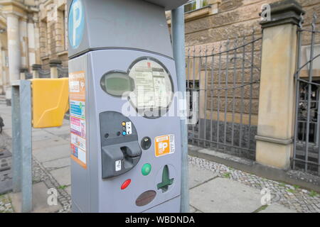 Location parking ticket machine Berlin Allemagne Banque D'Images