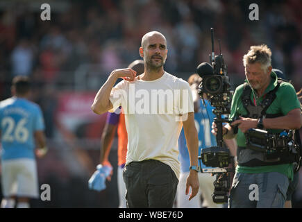 Pep Guardiola Manager de Manchester City pendant le premier match de championnat entre Bournemouth et Manchester City à l'Goldsands Stadium, Bournemouth, E Banque D'Images