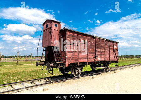 Transport ferroviaire Güterwagen que celui utilisé pour les déportations vers le camp de concentration nazi d'Auschwitz-Birkenau, en Pologne Banque D'Images