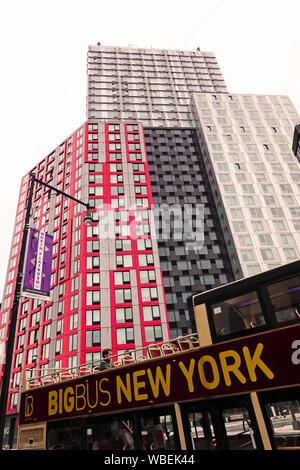 Big bus New York sur Flatbush Avenue à Brooklyn New York Banque D'Images