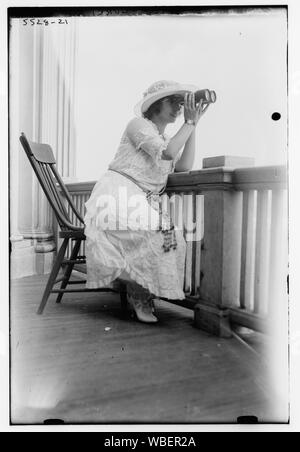 Galli-Curci Abstract/moyenne : 1 négatif : vitrage ; 5 x 7 in. ou moins. Banque D'Images