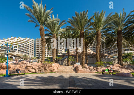 Eilat, Israël - le 7 novembre 2017 : avis de l'hôtel Dan Eilat, situé au centre-ville d'Eilat à côte de la Mer Rouge. Banque D'Images