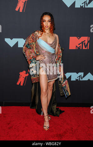 26 août 2019, à Newark, New Jersey, USA : 27 août 2019 - Newark, New Jersey - FKA brindilles. 2019 MTV Video Music Awards s'est tenue au Prudential Center. Crédit photo : Christopher Smith/AdMedia (crédit Image : © Christopher Smith/AdMedia via Zuma sur le fil) Banque D'Images