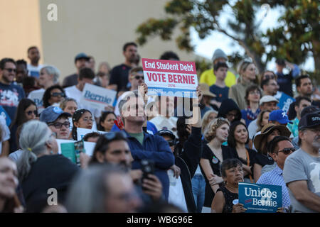 Bernie Sanders est candidat à l'élection présidentielle en campagne à Santa Monica High School Amphitheater à Santa Monica, Californie le 26 juillet 2019. Doté d''atmosphère : où : Los Angeles, California, United States Quand : 27 juillet 2019 : Crédit Sheri Determan/WENN.com Banque D'Images