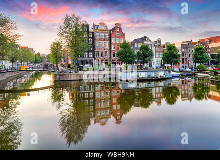 Amsterdam, Pays-Bas, au coucher du soleil Banque D'Images