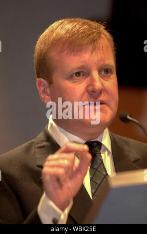 Libdem rassemblement à Édimbourg, Meadowbank ce soir ( LE MARDI 29/5/01) qui a été adressée par leader Charles Kennedy, député. Banque D'Images