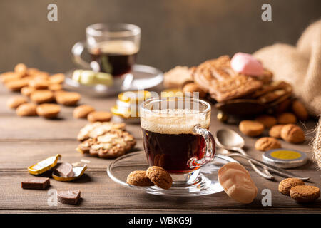 Maison de vacances néerlandais Sinterklaas déjeuner festif Banque D'Images