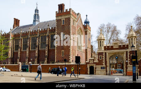 Le Grand Hall, est un bâtiment classé Grade II dans la région de Lincoln's Inn Société des avocats, situé sur un grand domaine de bâtiments historiques, Londres WC2. Banque D'Images