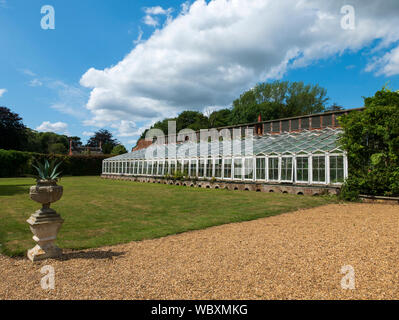 Ridge et le sillon des maisons de verre, Somerleyton Hall, Somerleyton, Lowestoft, Suffolk, Angleterre, Royaume-Uni. Banque D'Images