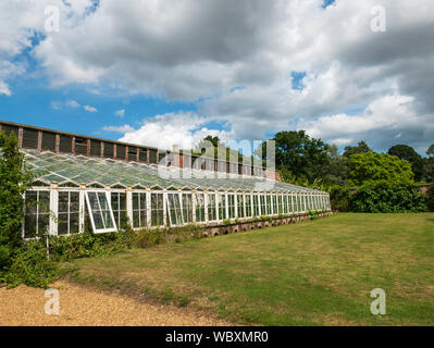 Ridge et le sillon des maisons de verre, Somerleyton Hall, Somerleyton, Lowestoft, Suffolk, Angleterre, Royaume-Uni. Banque D'Images