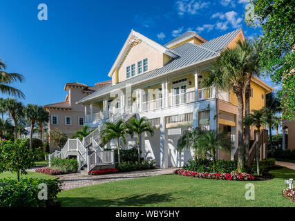 Superbe maison haut de gamme situé sur Barefoot Beach Road, Bonita Springs, en Floride, aux États-Unis. Banque D'Images