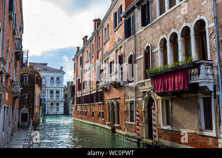 Le canal Rio di Noale à au sud de la ponte Pasqualigo o pont de Noal, Venise, Italie Banque D'Images