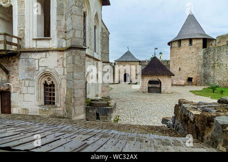 La forteresse de Khotin X XVIII siècles avec une fortification complexe, l'une des sept merveilles de l'Ukraine située sur la rive droite de la rivière. Dni Banque D'Images