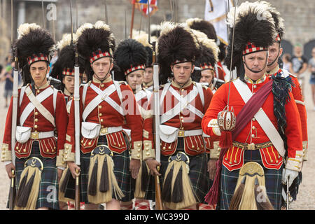 Le 78e Highlanders quitte la Citadelle d'Halifax pour une liberté de la ville de mars dans la rue d'Halifax, Nouvelle-Écosse, le vendredi 23 août 2019. Banque D'Images