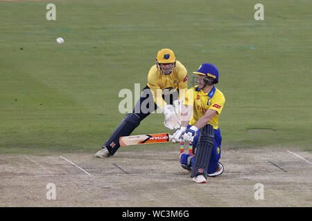 Durham, Royaume-Uni. 27 août 2019. Durham Addair Harry au cours de l'épanouissement au bâton Blast T20 match entre Durham County Cricket Club et Birmingham à ours Unis Riverside, Chester le Street le mardi 27 août 2019. (Crédit : Mark Fletcher | MI News) Credit : MI News & Sport /Alamy Live News Banque D'Images