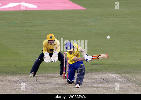 Durham, Royaume-Uni. 27 août 2019. Durham Addair Harry au cours de l'épanouissement au bâton Blast T20 match entre Durham County Cricket Club et Birmingham à ours Unis Riverside, Chester le Street le mardi 27 août 2019. (Crédit : Mark Fletcher | MI News) Credit : MI News & Sport /Alamy Live News Banque D'Images