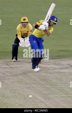 Durham, Royaume-Uni. 27 août 2019. Durham D'Arcy au bâton court pendant la vitalité T20 Blast match entre Durham County Cricket Club et Birmingham à ours Unis Riverside, Chester le Street le mardi 27 août 2019. (Crédit : Mark Fletcher | MI News) Credit : MI News & Sport /Alamy Live News Banque D'Images