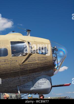 Rassemblement de WW 2 warbirds à Wall Township, New Jersey airfield en août de 2019. Au champ était un B-24, B-25, B-17 et un P-51 Mustang. Banque D'Images