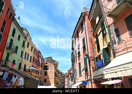 Vernazza, Cinque Terre, Italie Banque D'Images