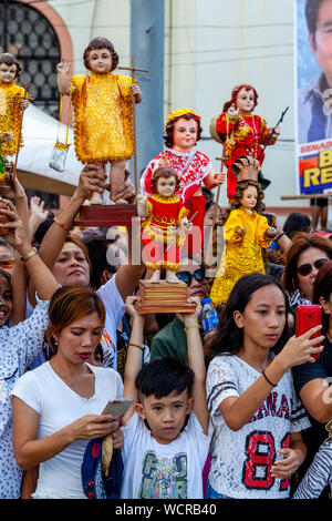 La Procession fluviale Dinagyang, Festival, la Ville d'Iloilo, aux Philippines, l'île de Panay. Banque D'Images