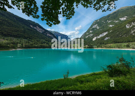 Tenno, l'Italie, l'Europe, août 2019, sur le Lac de Tenno Banque D'Images