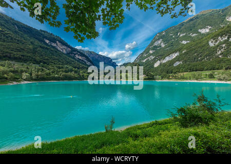 Tenno, l'Italie, l'Europe, août 2019, sur le Lac de Tenno Banque D'Images