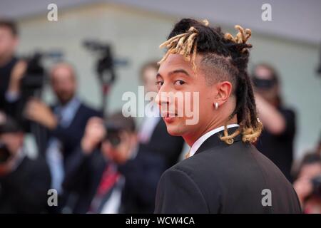 Venise, Italie. Août 28, 2019. Ghali assiste à la première de "La Vérité" pendant le 76e Festival du Film de Venise au Palazzo del Cinema sur le Lido de Venise, Italie, le 28 août 2019. | conditions dans le monde entier : dpa Crédit photo alliance/Alamy Live News Banque D'Images