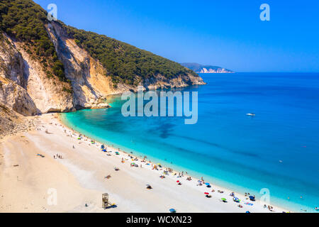 Célèbre Plage de Myrtos sur l'île de Céphalonie, Grèce. Banque D'Images