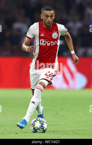 28 août 2019 Amsterdam, pays-Bas Soccer, Ligue des champions jouer Ajax / Apoel Nicosie 28-08-2019: Voetbal: Ajax / APOEL Nicosie: Amsterdam L-R: Hakim Ziyech d'Ajax Banque D'Images