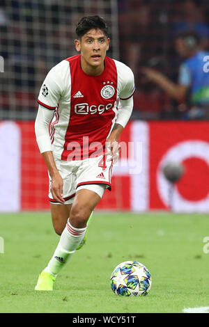 28 août 2019 Amsterdam, pays-Bas Soccer, Champions League Play-off Ajax / Apoel Nicosie 28-08-2019: Voetbal: Ajax / APOEL Nicosie: Amsterdam L-R: Edson Alvarez d'Ajax Banque D'Images