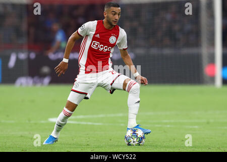 28 août 2019 Amsterdam, pays-Bas Soccer, Ligue des champions jouer Ajax / Apoel Nicosie 28-08-2019: Voetbal: Ajax / APOEL Nicosie: Amsterdam L-R: Hakim Ziyech d'Ajax Banque D'Images