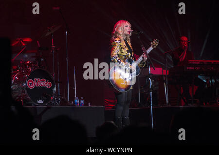 Le 27 août 2019, Chula Vista, Californie, États-Unis : Nancy Wilson, de la coeur de rock band sur scène effectue pendant leur Amour Vivant Tour à Île du Nord Credit Union amphithéâtre. (Crédit Image : © Alfred KC/Zuma sur le fil) Banque D'Images
