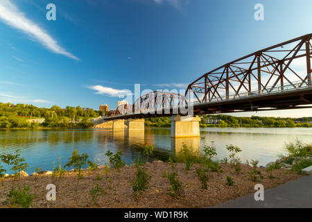 Le Pont de la rue Victoria, à Saskatoon, Saskatchewan, Canada Banque D'Images