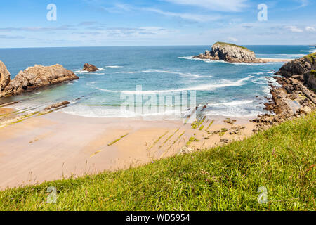 Arnia beach, Liencres, Cantabria, ESPAGNE Banque D'Images