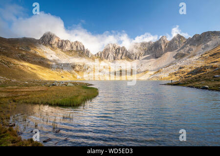 Ibon de Acherito Acherito - lac, Valle de hecho, Huesca, Espagne Banque D'Images