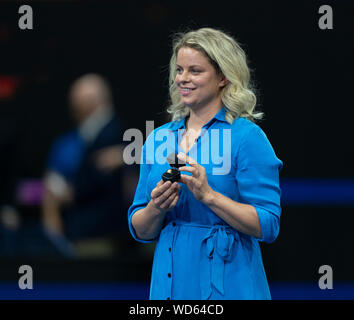 New York, NY - 28 août 2019 US Open : Cour de Champions inductee Kim Clijsters (Belgique) pose à Billie Jean King National Tennis Center Banque D'Images