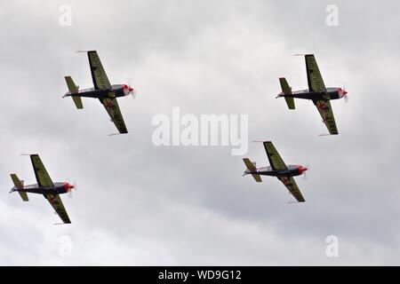 L'équipe de voltige des lames d'effectuer à l'Royal International Air Tattoo 2019 Banque D'Images