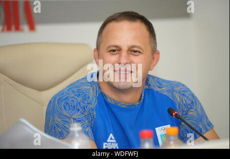 Gennadiy Bilodid, entraîneur et père de la 2018 et 2019 médaillé d'or mondial Bilodid Daria (judo), donnant une conférence de presse. Le 29 août 2019. Kiev, Ukra Banque D'Images