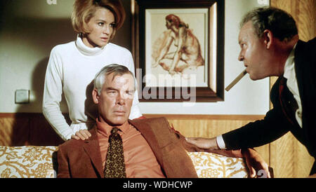 POINT BLANK 1967 MGM film avec de gauche à droite : Angie Dickinson, Lee Marvin, Carroll O'Connor Banque D'Images