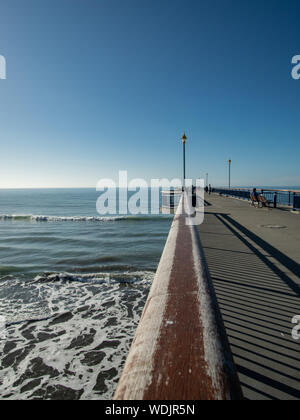 Afficher le long de New Brighton Pier, New Brighton Beach, New Zealand Banque D'Images