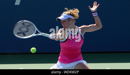 New York, USA. Août 29, 2019. New York Flushing Meadows US Open 2019 29/08/19 Jour 4 Laura Siegemund (GER) en deuxième tour Photo Anne Parker International Sports - Photos Ltd/Alamy Live News Banque D'Images