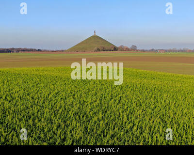 Vue aérienne de la Butte du Lion avec des terres agricoles autour de. L'immense Butte du Lion sur le champ de bataille de Waterloo où Napoléon était mort. La Belgique. Banque D'Images